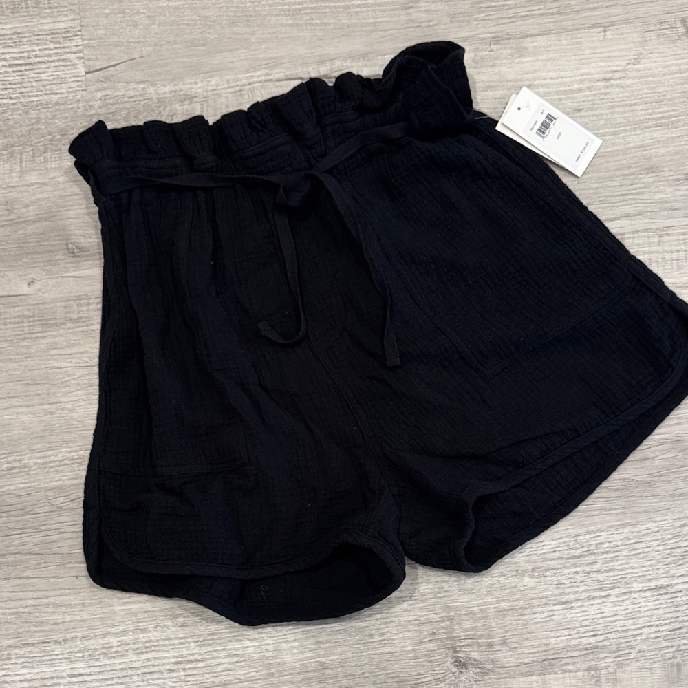 Splendid Black High Waist Ruffle Shorts